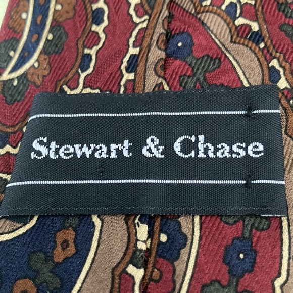 PENDLETON 100% Silk made in Italy men’s necktie, appx. 4” w.     $22 - Picture 2 of 3